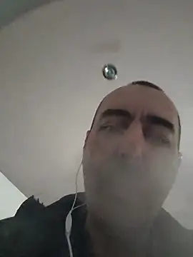 Maryo0001 online show from 12-20-25, 11:06