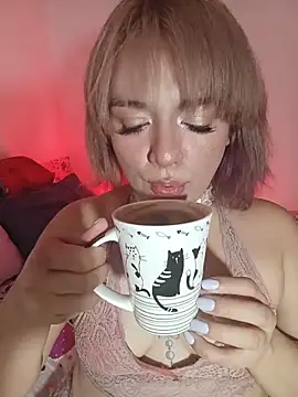 kitten sweet online show from 06-12-26, 11:14