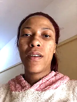 Kylie Hairy Bbc online show from 11-25-25, 01:22