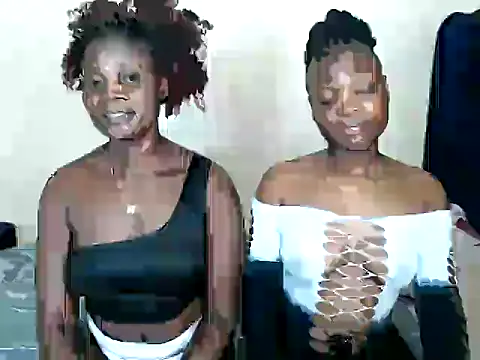 Snapshot of Pendo_ chatting on 11-14-25, 03:16 Pendo online show from 11-14-25, 03:16