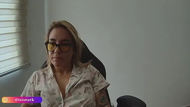 Isis69  online show from 01-06-26, 04:21