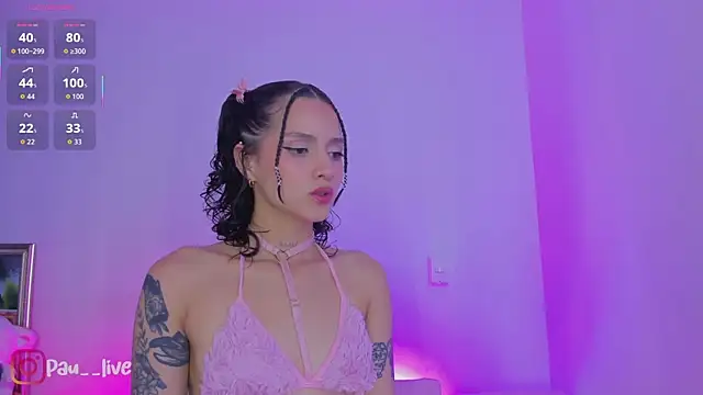 Snapshot of pau_live chatting on 12-15-25, 02:16 pau live online show from 12-15-25, 02:16