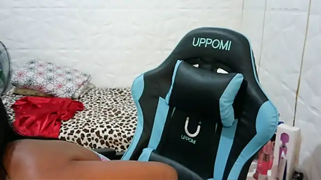 Snapshot of Mendoza_Amaranata chatting on 12-22-24, 02:06 Mendoza Amaranata online show from 12-22-24, 02:06