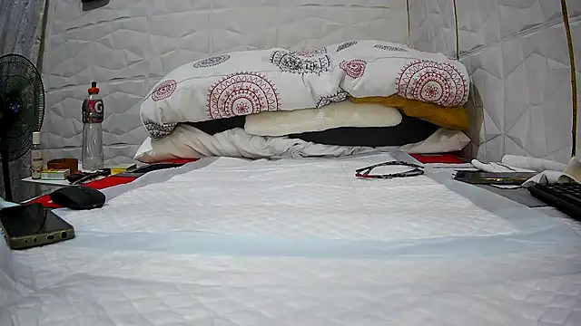 Snapshot of Mendoza_Amaranata chatting on 09-14-25, 09:14 Mendoza Amaranata online show from 09-14-25, 09:14