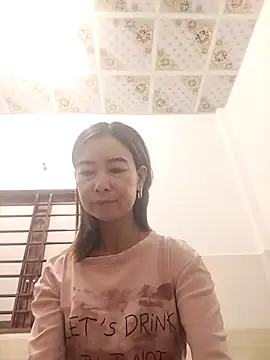 Sexy-ladyboobs20 online show from 12-03-25, 01:35