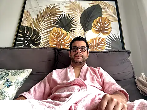 HornyBeachBoyBR online show from 06-01-26, 12:40