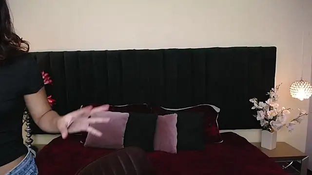 soft attraction online show from 02-07-26, 08:12