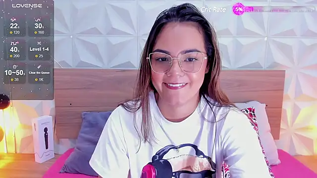 Snapshot of Stacey_white_ chatting on 03-12-25, 08:31 Stacey white online show from 03-12-25, 08:31