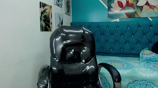 Noha scott online show from 02-04-25, 10:45