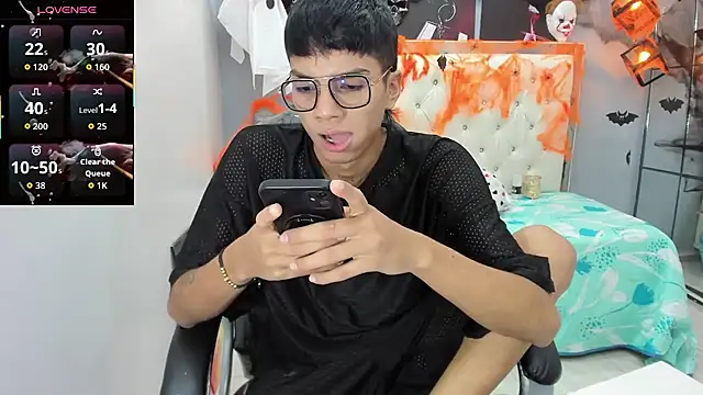 Noha scott online show from 10-22-25, 11:37