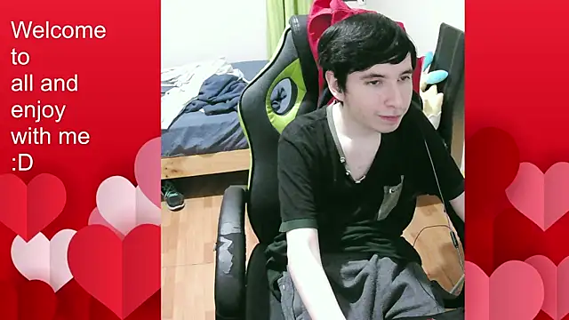 Snapshot of Twink_martinboy chatting on 09-11-25, 02:44 Twink martinboy online show from 09-11-25, 02:44