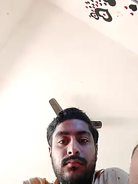 Snapshot of lm12334 chatting on 02-15-26, 05:48 lm12334 online show from 02-15-26, 05:48