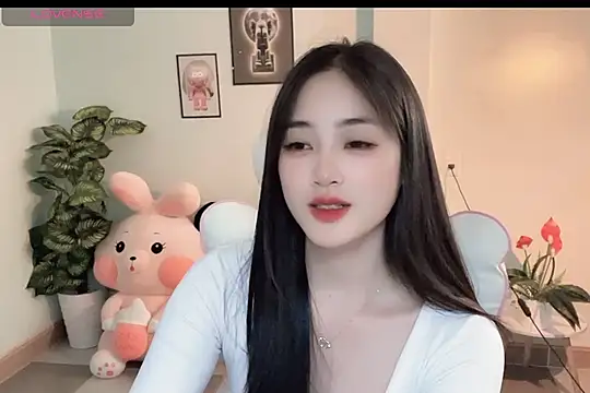 Snapshot of _Aimy_ chatting on 11-27-25, 06:59 Aimy online show from 11-27-25, 06:59