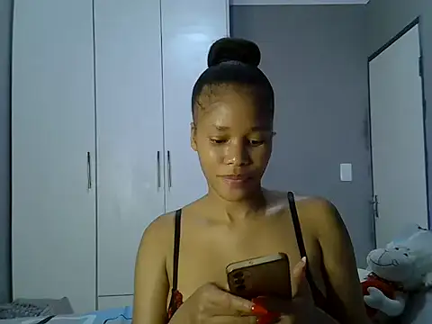 Sexylisa670 online show from 04-21-26, 07:50