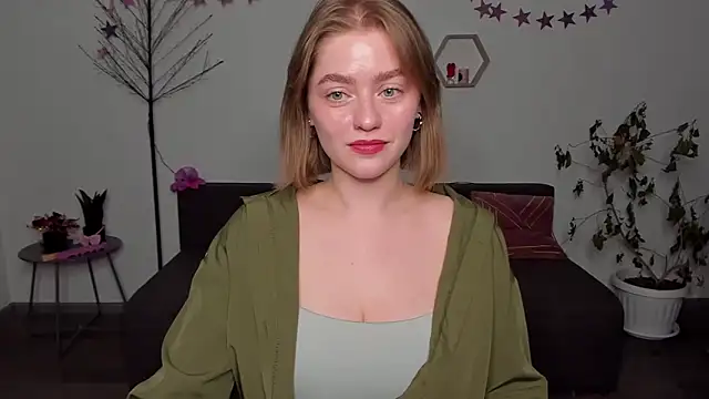 AidaPerry online show from 12-23-24, 03:12