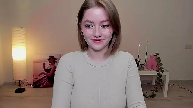 AidaPerry online show from 01-13-25, 01:28