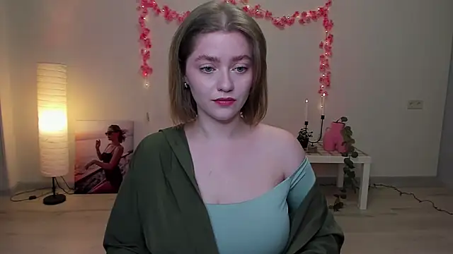 AidaPerry online show from 01-15-25, 02:56