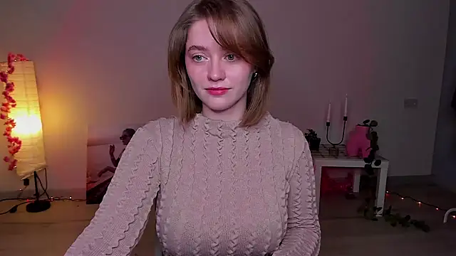 AidaPerry online show from 02-06-25, 07:18