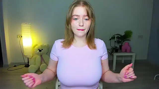 AidaPerry online show from 10-08-25, 06:16