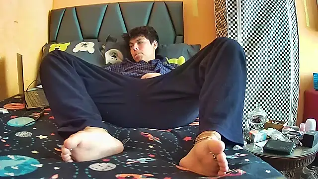 diegotorresd2312 online show from 04-26-26, 06:49