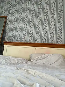 nolotymfcXo online show from 02-14-26, 08:44