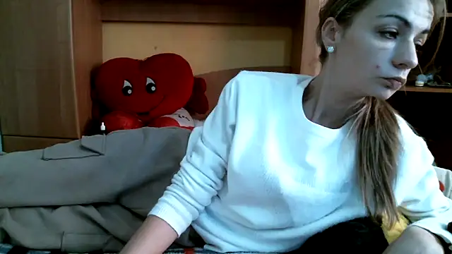 Snapshot of DennisXCaroll chatting on 01-04-25, 10:05 DennisXCaroll online show from 01-04-25, 10:05