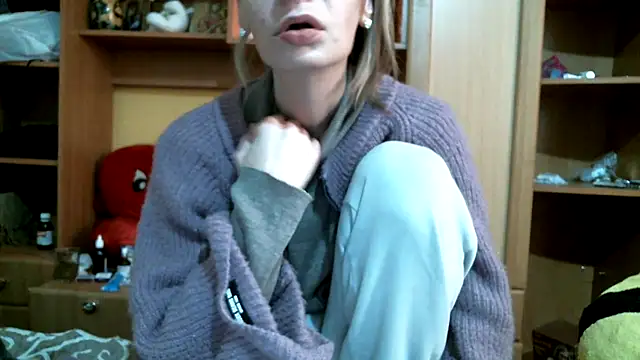Snapshot of DennisXCaroll chatting on 01-05-25, 11:04 DennisXCaroll online show from 01-05-25, 11:04