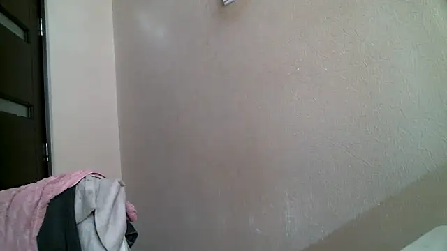 Snapshot of DennisXCaroll chatting on 02-18-25, 09:21 DennisXCaroll online show from 02-18-25, 09:21