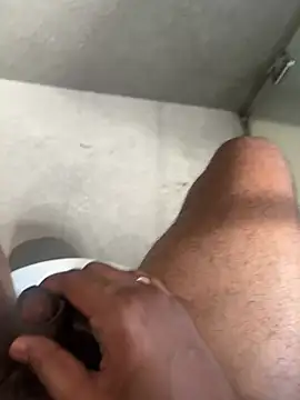 Snapshot of shrreyyyy chatting on 03-22-25, 04:24 shrreyyyy online show from 03-22-25, 04:24