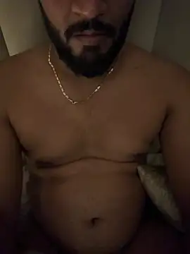 Snapshot of shrreyyyy chatting on 01-10-26, 07:15 shrreyyyy online show from 01-10-26, 07:15