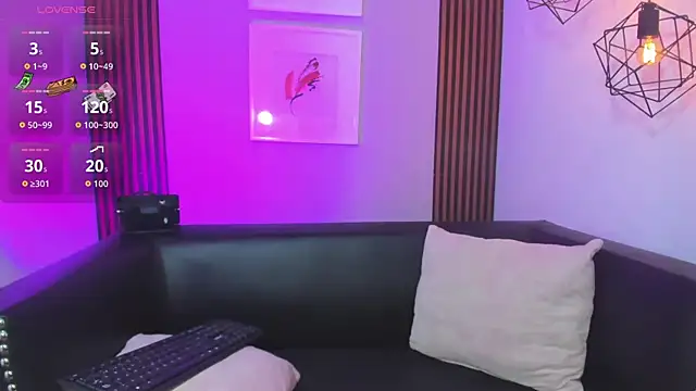 Nahiajhonson  online show from 03-07-26, 12:13