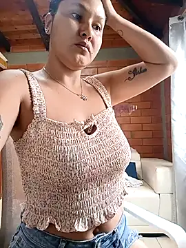 Snapshot of SamaraJay1 chatting on 02-04-26, 03:18 SamaraJay1 online show from 02-04-26, 03:18