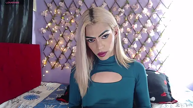 MARGOTFERRER online show from 04-28-26, 05:12