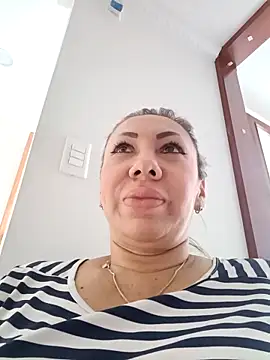 coral smitth online show from 04-24-26, 06:32