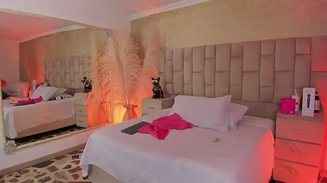 EmmaTorres  online show from 01-10-26, 08:16