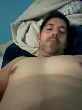 Snapshot of Papilobo12 chatting on 10-01-25, 12:05 Papilobo12 online show from 10-01-25, 12:05