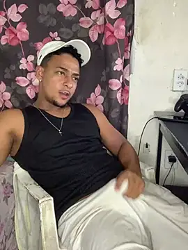 outropirocudo online show from 07-23-26, 04:43