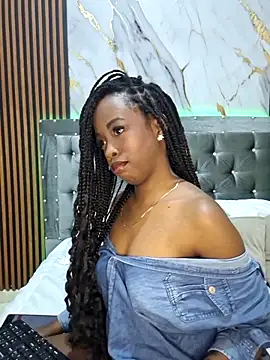 Snapshot of AshleyMontana chatting on 02-11-26, 12:26 AshleyMontana online show from 02-11-26, 12:26