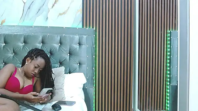 Snapshot of AshleyMontana chatting on 03-08-26, 03:27 AshleyMontana online show from 03-08-26, 03:27