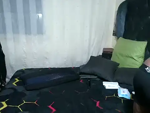 Candiyliciousxx online show from 01-07-25, 09:03