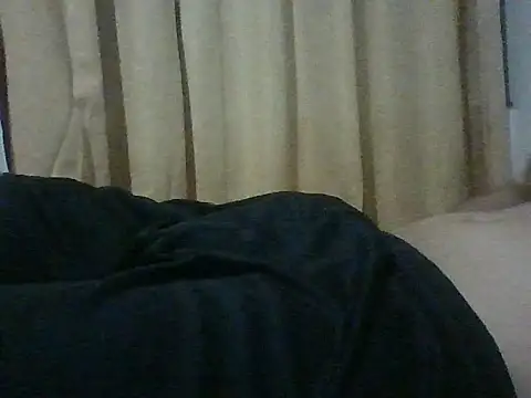 Snapshot of Juan2323hot chatting on 11-13-25, 02:32 Juan2323hot online show from 11-13-25, 02:32