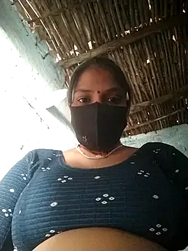 Snapshot of haymona chatting on 07-11-26, 04:48 haymona online show from 07-11-26, 04:48