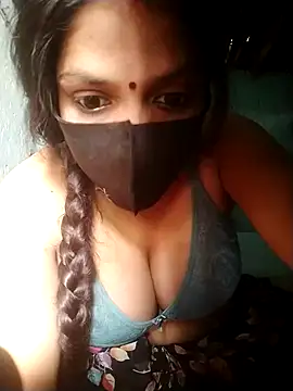 Snapshot of haymona chatting on 07-26-26, 04:31 haymona online show from 07-26-26, 04:31