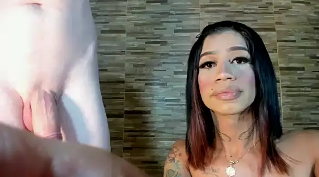 Sabriandlindaa online show from 01-30-25, 06:03