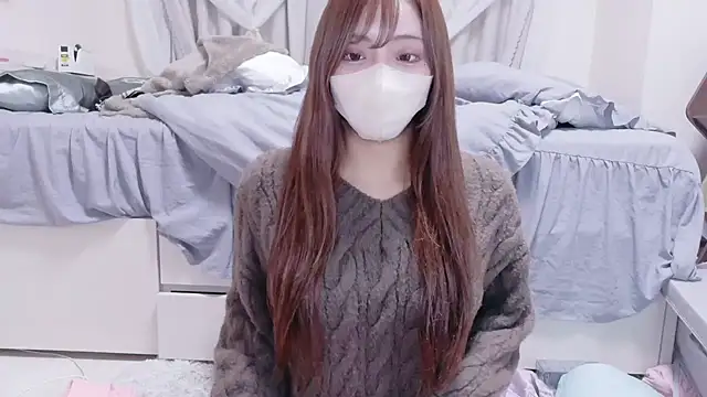  chanMOMO  online show from 11-01-25, 12:40