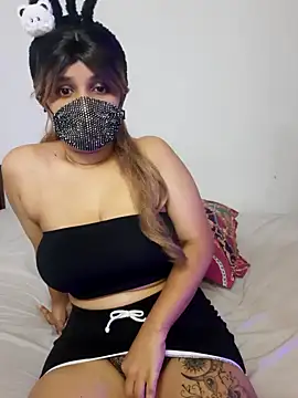 Snapshot of Wild_wifey chatting on 12-07-24, 07:32 Wild wifey online show from 12-07-24, 07:32