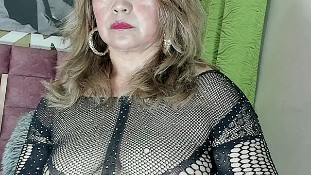 Kazsandraa online show from 01-06-26, 05:55