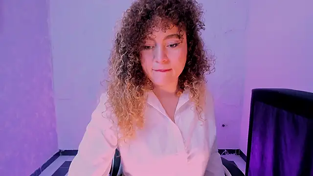 Kateryn  online show from 11-21-25, 05:22