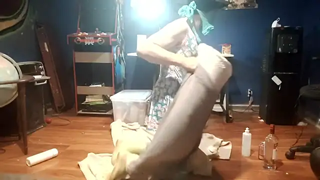 Snapshot of BJSchlect chatting on 02-23-25, 03:45 BJSchlect online show from 02-23-25, 03:45