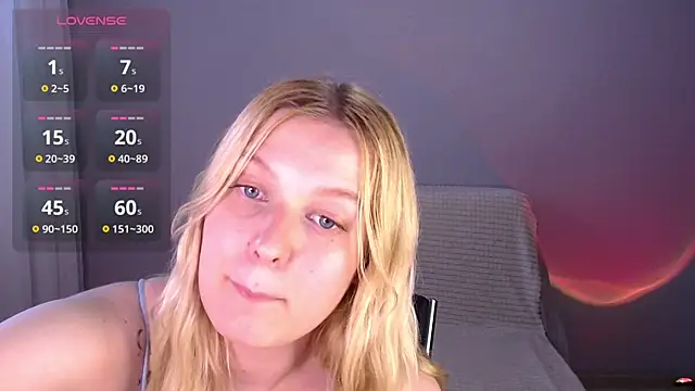 EmiliaDuchess online show from 06-19-26, 02:32
